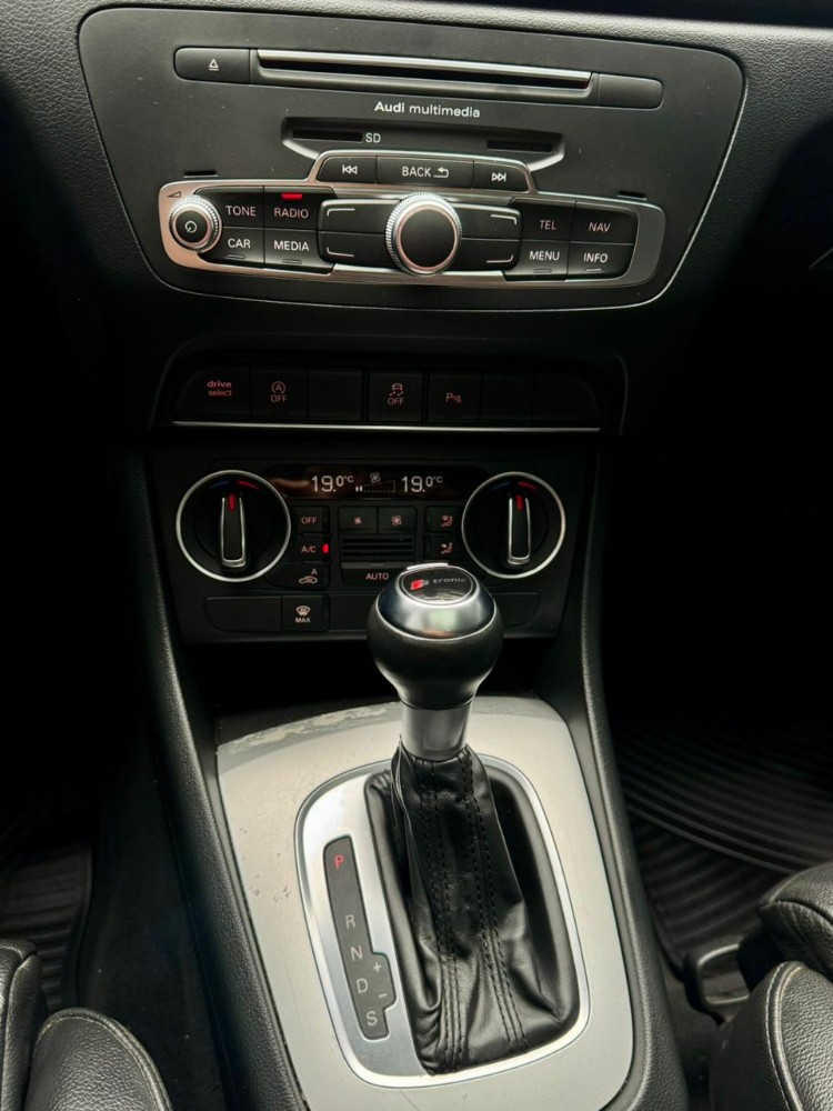 Audi Q3 1.4 TFSI S-TRONIC — foto 19